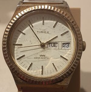 Vtg Timex Goldtone/Silver Wind-Up Men's Watch